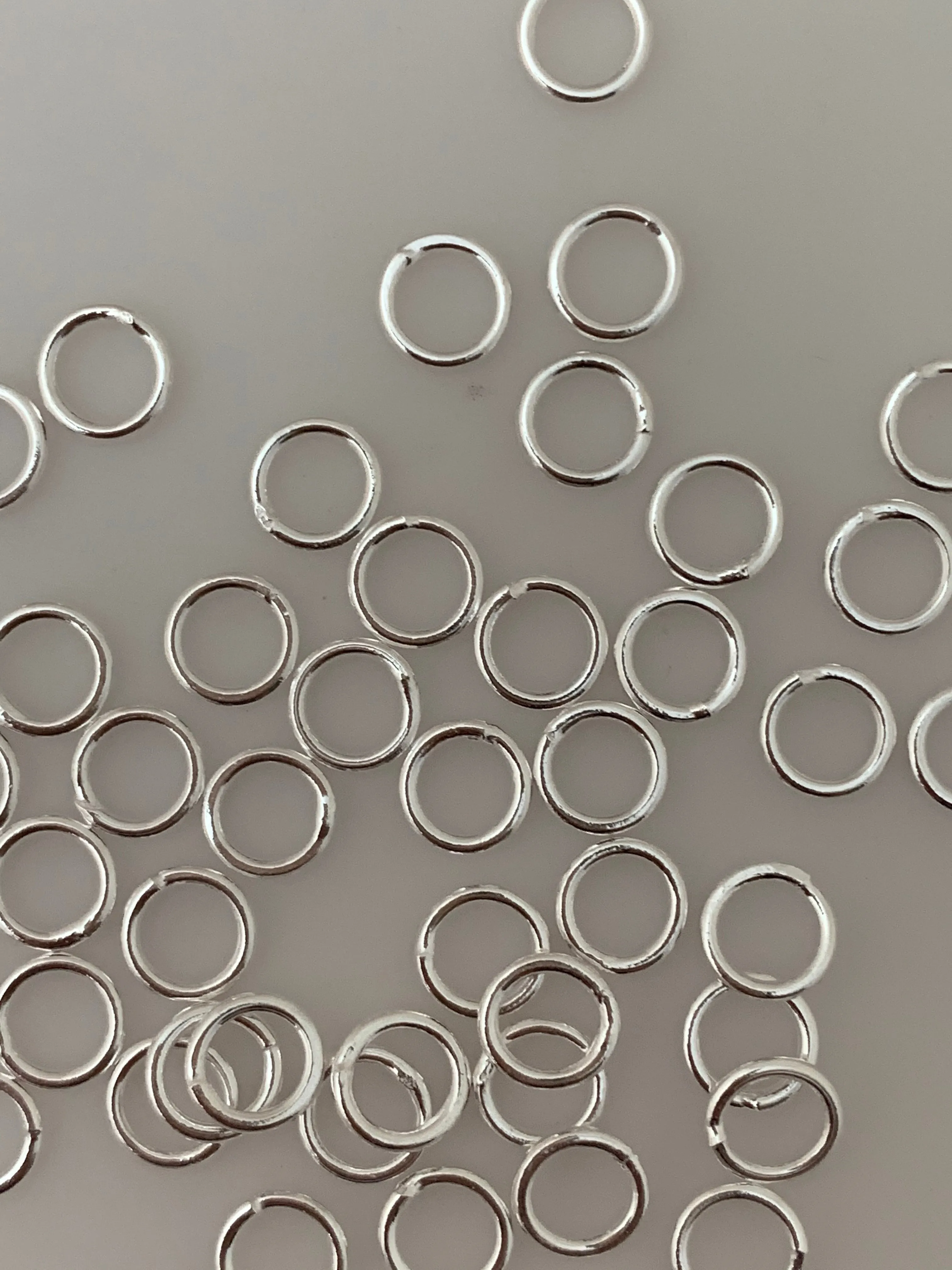 Closed Jump Rings | 925 Sterling Silver Jump Rings | Silver Close Jump Rings  Available in 6 Size: 4mm, 5mm, 6mm, 7mm, 8mm and 10mm.