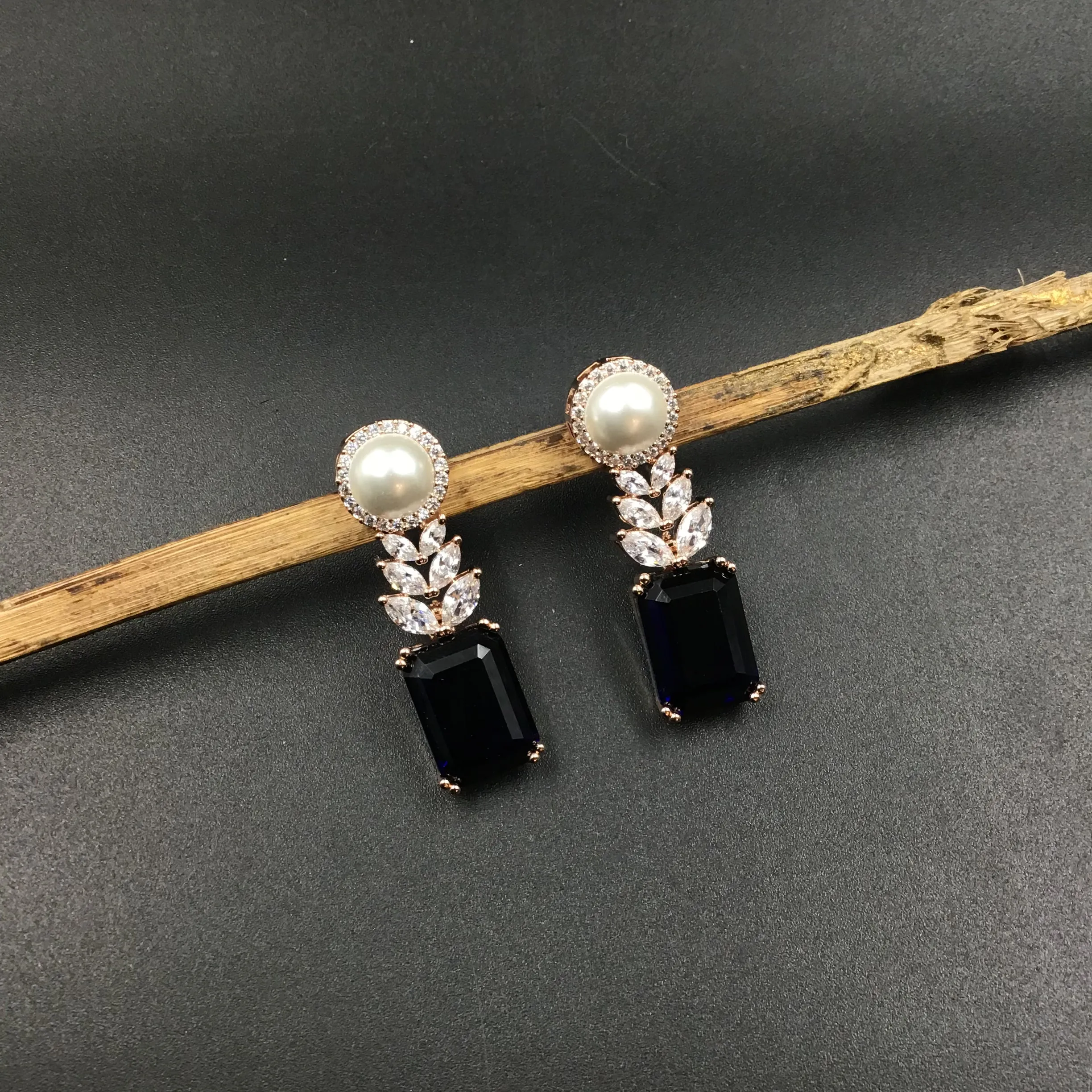 Rose Gold Polish Zircon/AD Earring 6713-69