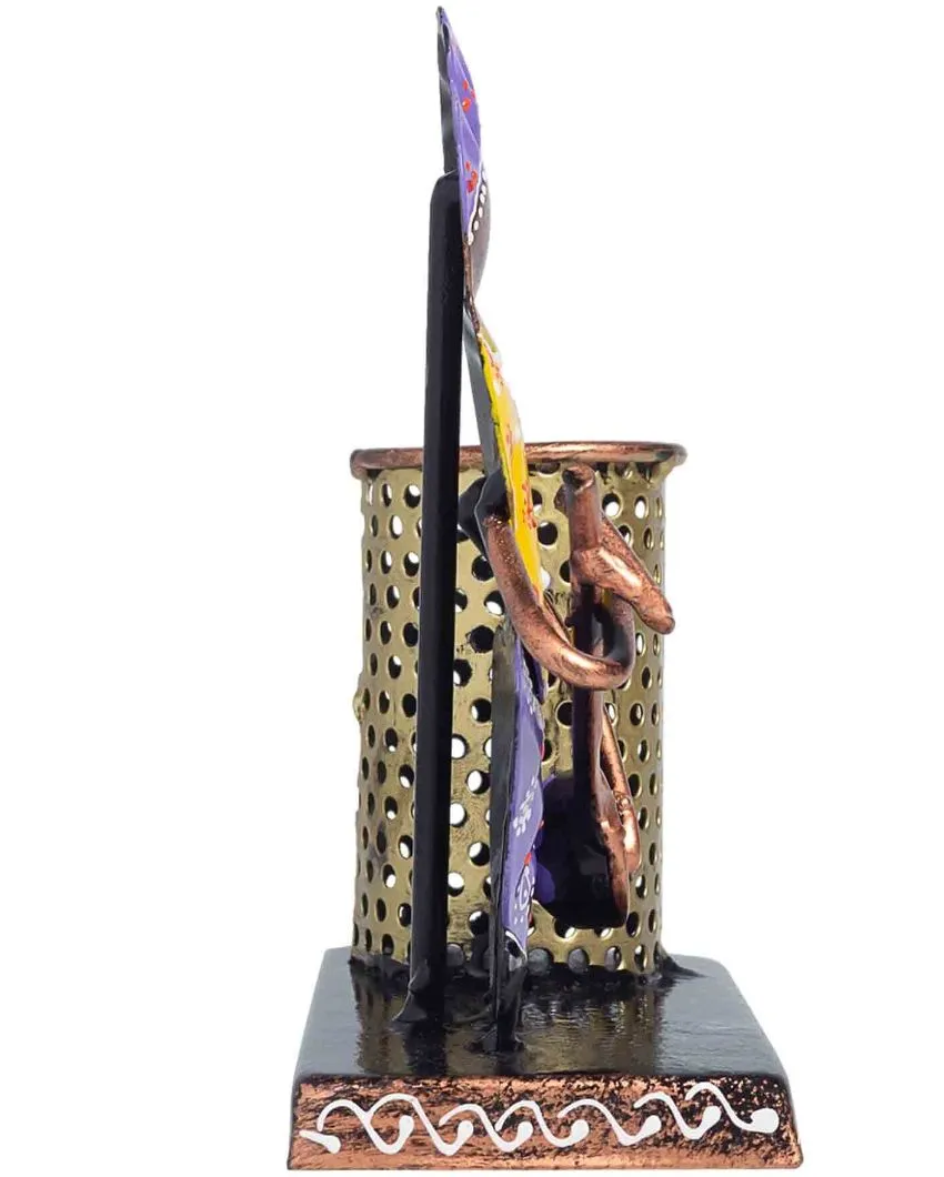 Stylish Musician Pen Stand